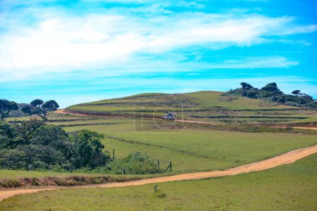Voller Blick auf den blauen Himmel und Aussichtspunkt der Mondebenen Sri Lanka Nuwara Eliya Sri lanka