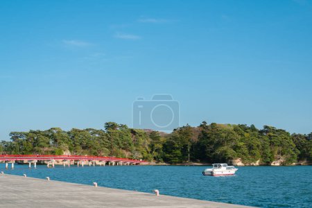 Téléchargez les photos : Île de Fukuura et pont Fukuurabashi à Matsushima, Miyagi, Japon - en image libre de droit