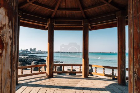 Foto de Sehwa Beach y pabellón en la isla de Jeju, Corea - Imagen libre de derechos