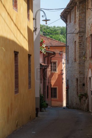 Foto de Piazzano, pueblo rural cerca de Camaiore, en la provincia de Lucca, Toscana, Italia - Imagen libre de derechos