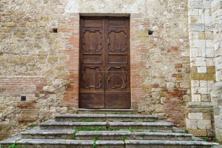 Téléchargez les photos : Colle di Val d Elsa, ville historique de Sienne, Toscane, Italie - en image libre de droit