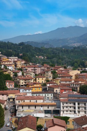 Vue de Castelnuovo di Garfagnana, dans la province de Lucques, Toscane, Italie