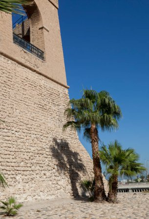 Téléchargez les photos : Tripoli, Libye, 4 novembre 2009. Le Musée du Château rouge, également connu sous le nom de Musée Assaraya Alhamra ou Musée archéologique de Tripoli, est un musée national libyen. Il est situé dans le bâtiment historique connu sous le nom de Château Rouge, ou Saraya Rouge. DURIN - en image libre de droit