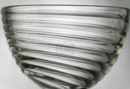 Téléchargez les photos : Modèle en verre d'un bol gros plan, macro - en image libre de droit