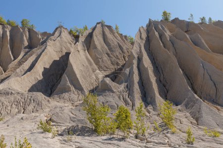 Sandhänge eines verlassenen Steinbruchs. Rummu, Estland