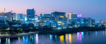 Téléchargez les photos : Hyderabad, Inde - 24 octobre 2022 : Hyderabad, autrement appelé la ville HITEC, est le deuxième exportateur de TI en Inde. - en image libre de droit