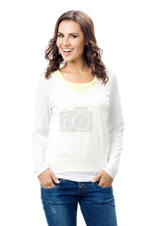 Téléchargez les photos : Portrait de belle jeune femme souriante heureuse, isolée sur fond blanc - en image libre de droit