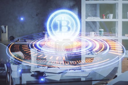 Foto de Doble exposición de la tecnología criptográfica dibujo tema y fondo interior de la oficina. Concepto de blockchain. - Imagen libre de derechos
