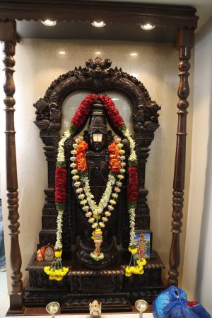 Hinduistische Gottesstatue im Tempel Indien