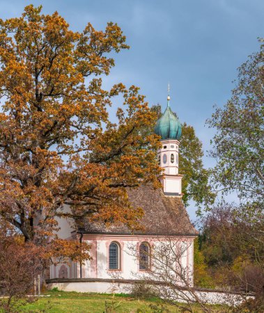 Eglise baroque appelée Ramsachkircherl à Murnau (Bavière)
)
