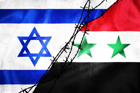 Téléchargez les photos : Grunge drapeaux d'Israël et de la Syrie divisé par barbe fil illustration, concept de relations tendues entre Israël et les États du Moyen-Orient - en image libre de droit
