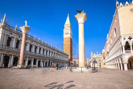 Foto de Plaza de San Marco en Venecia vista panorámica de la arquitectura, destino turístico de Italia - Imagen libre de derechos