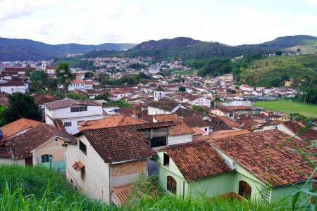 Téléchargez les photos : Paysage urbain de Mariannes dans l'état du Minas Gerais, Brésil - en image libre de droit