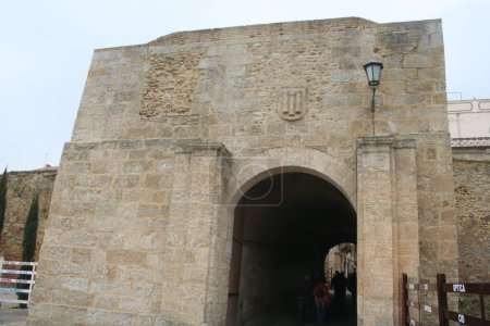 Foto de Castillo Muralla de la ciudad de Ciudad Rodrigo, Salamanca, España - Imagen libre de derechos