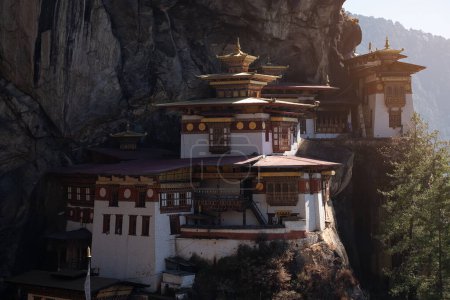 Téléchargez les photos : View of the Tigers Nest temple in Paro, Bhutan. High quality photo - en image libre de droit