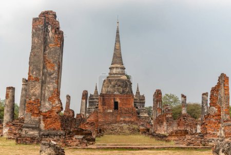 Téléchargez les photos : Une image du temple Wat Phra Si Sanphet. - en image libre de droit