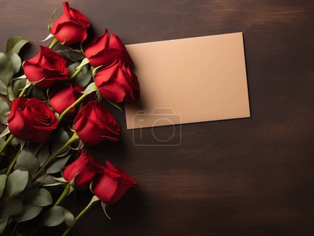 Foto de Vista superior de rosas rojas para el día de San Valentín con tarjeta en blanco - Imagen libre de derechos