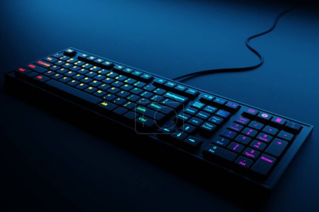 Téléchargez les photos : Computer RGB  keyboard  on black background. 3D rendering of streaming gear and gamer workspace concept - en image libre de droit