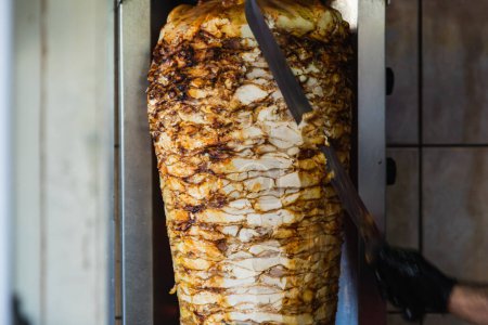 Téléchargez les photos : Close-up   of shawarma, traditional Turkish Meat Doner Kebab. Shawarma  meat - en image libre de droit