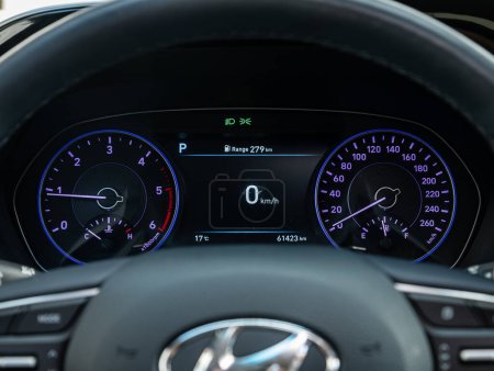 Photo for Novosibirsk, Russia - September 11  , 2023:   Hyundai Palisade , dashboard of the car is illuminated by bright illumination. Speedometer, circle tachometer, oil and fuel level - Royalty Free Image
