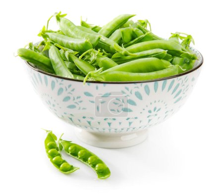 Téléchargez les photos : Divers légumes mûrs lévitant dans l'air au-dessus du bleu - en image libre de droit