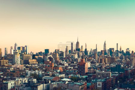 Téléchargez les photos : Panorama de la ville de New York avec gratte-ciel Midtown, lumière du matin - en image libre de droit