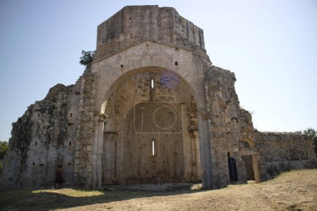 Téléchargez les photos : Documentation photographique des restes de l'abbaye de San Bruzio Italie - en image libre de droit