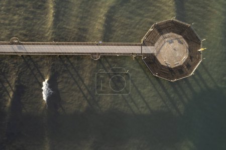 Téléchargez les photos : Documentation photographique aérienne de la jetée Marina di Pietrasanta Versilia Italie Toscane - en image libre de droit