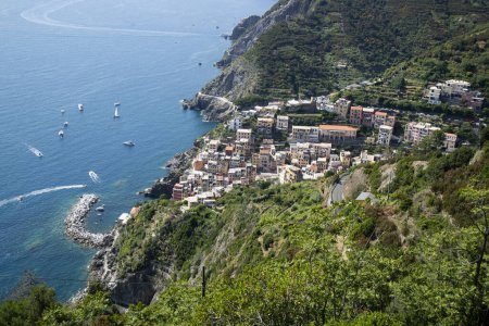 Foto de Vista panorámica de la ciudad de Riomaggiore Cinque Terre Liguria Italia - Imagen libre de derechos
