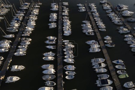 Téléchargez les photos : Documentation photographique aérienne du port de Viareggio Lucca - en image libre de droit