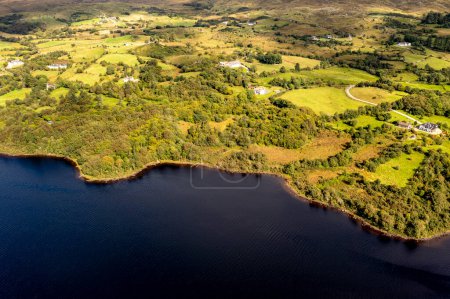 Foto de Vista aérea del lago Eske en Donegal, Irlanda - Imagen libre de derechos