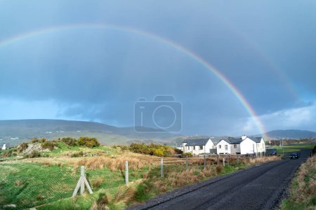 Téléchargez les photos : Glencolumbkille dans le comté de Donegal - République d'Irlande. - en image libre de droit
