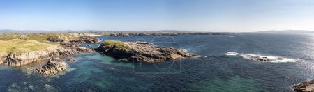 Téléchargez les photos : La belle côte de la région Tobernanoran sur l'île Cruit, comté de Donegal, Irlande. - en image libre de droit