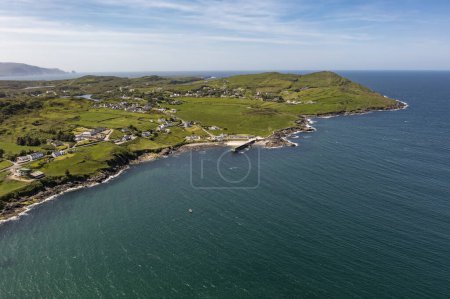 Téléchargez les photos : Vue aérienne de Portnoo dans le comté de Donegal, Irlande - en image libre de droit