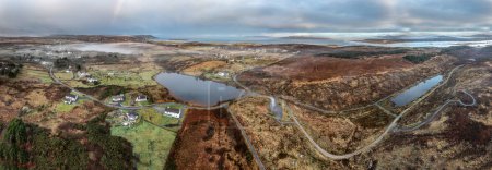 Foto de Vista aérea de Bonny Glen por Portnoo en el Condado de Donegal - Irlanda. - Imagen libre de derechos