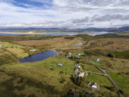 Foto de Vista aérea de Bonny Glen por Portnoo en el Condado de Donegal - Irlanda. - Imagen libre de derechos