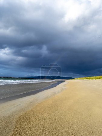 Foto de Narin Strand es una hermosa playa de bandera azul grande en Portnoo, Condado de Donegal - Irlanda - Imagen libre de derechos