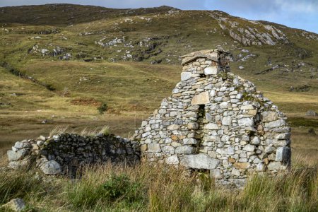 Die Überreste der Derryveagh-Räumungen - Im April 1861 vertreibt Hausbesitzer John George Adair über 250 Mieter aus Donegal - Irland