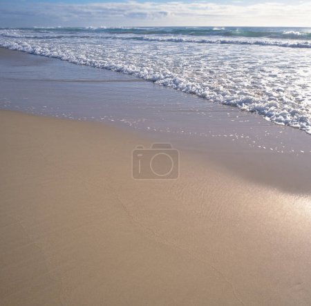 Photo for Conceptual empty beach lifestyle background image. Choice destination for relaxation holiday vacation inspiration atmosphere honeymoon surfing adventure. Sunshine Coast Queensland. - Royalty Free Image