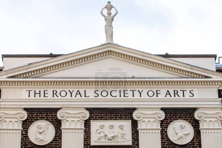Foto de El exterior de la Royal Society of Arts, ubicado en John Adam Street en Londres, Reino Unido. - Imagen libre de derechos