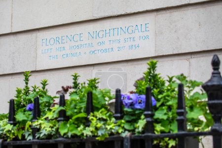 A stone plaque on Harley Street in London, marking the location where Florence Nightingale left for the Crimea in 1854.