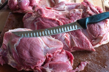 Carnicero fresco carne de cerdo cortada