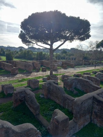 Téléchargez les photos : Parc archéologique d'Ostia antica à Ostia, Italie - en image libre de droit