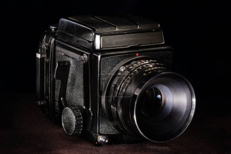 Grande negro cámara de cine retro