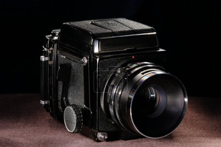 Grande caméra de film rétro noire