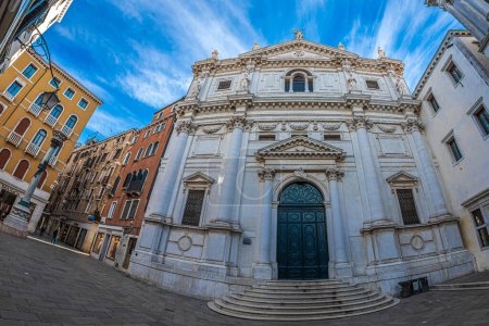 Photo for VENICE, ITALY-MARCH 16, 2023: Front view of the Chiesa di San Salvatore on the Campo San Salvador. Was begun in 1508 and the facade was added in 1663. First consecrated by Pope Alexander III. - Royalty Free Image