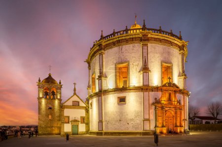 Foto de Monasterio de Serra Do Pilar en Oporto por la noche, Portugal - Imagen libre de derechos