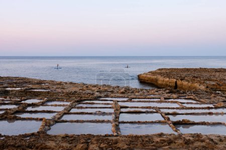 Salines de la baie de Xwejni sur l "île de Gozo - Marsalforn, Malte