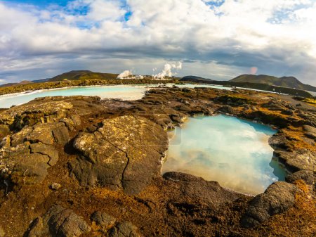 Centrale géothermique de Blue Lagoon Islande. Attractivité touristique populaire

