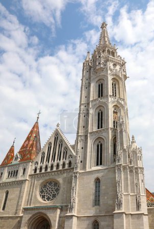 Foto de Iglesia de la Asunción llamada Iglesia Matías en Budapest en Hungría en Europa Central - Imagen libre de derechos
